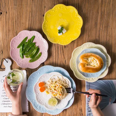 European style simple Lace glaze embossed plate Ceramic Solid Plate Dish Cute coloured glaze Steak pasta dish tableware YY36
European style simple Lace glaze embossed plate Ceramic Solid Plate Dish Cute coloured glaze Steak pasta dish tableware YY36