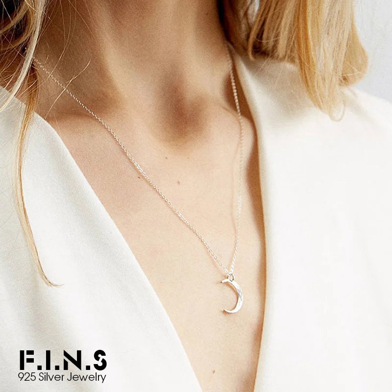 F.I.N.S Fashion Moon Pendant Necklace for Women 925 Sterling Silver Crescent Choker Necklace Silver 925 Chain Fine Jewelry Gifts
F.I.N.S Fashion Moon Pendant Necklace for Women 925 Sterling Silver Crescent Choker Necklace Silver 925 Chain Fine Jewelry Gifts