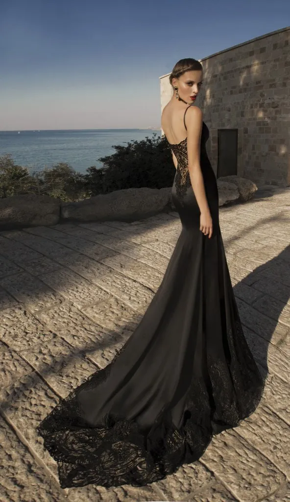 Gothic Sexy Mermaid Black Wedding Dress Lace Spaghetti Straps Bridal Gown Bride vestido de noiva sereia casamento
Gothic Sexy Mermaid Black Wedding Dress Lace Spaghetti Straps Bridal Gown Bride vestido de noiva sereia casamento