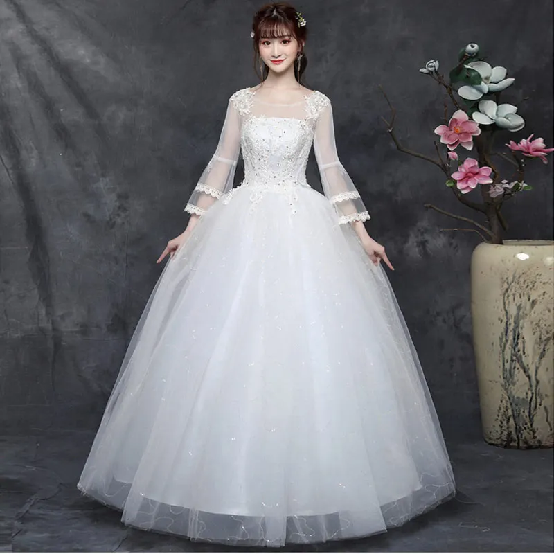 New Flare Sleeve Wedding Dresses Simple Round collar Back Lace Up Wedding Gown lace Big yards Long sleeve Wedding Dress
New Flare Sleeve Wedding Dresses Simple Round collar Back Lace Up Wedding Gown lace Big yards Long sleeve Wedding Dress
