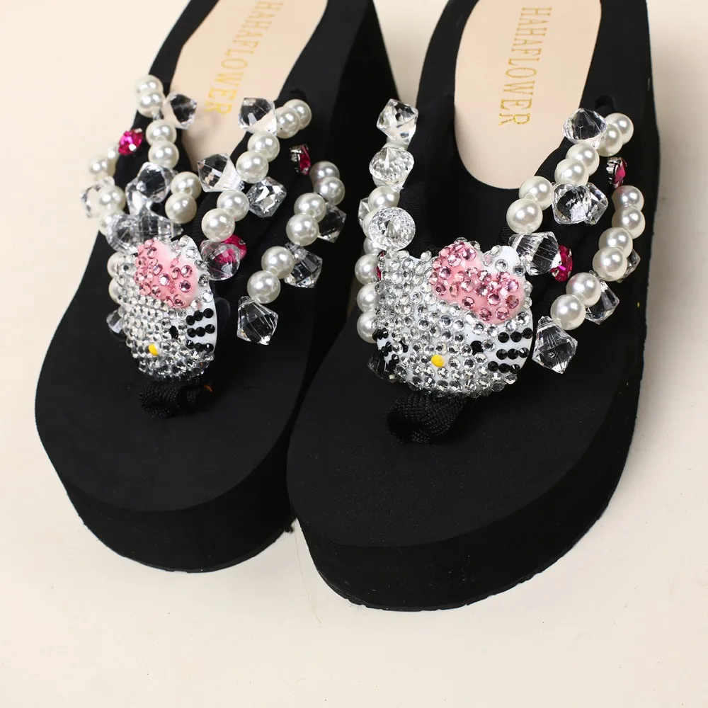 2019cute kitty thong slippers full Crystal diamond shiny beach shoes women flip flops glittering wedge sandals
2019cute kitty thong slippers full Crystal diamond shiny beach shoes women flip flops glittering wedge sandals