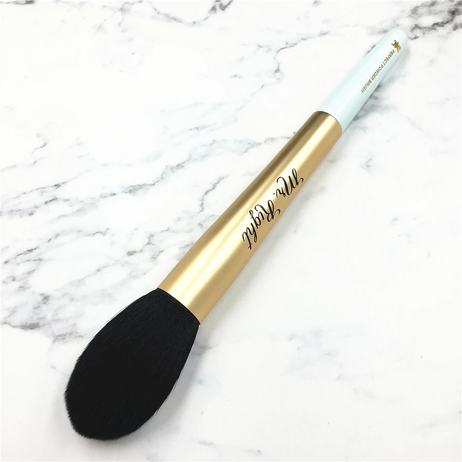 High End TF Blusher Brush Long Wood Handle Soft Fluffy Hair Blue Mr Right Perfect Face Powder Make up Brush
High End TF Blusher Brush Long Wood Handle Soft Fluffy Hair Blue Mr Right Perfect Face Powder Make up Brush