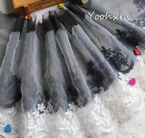 28cm wide Modern white black cotton embroidery Lace Ribbon fabric tulle trim collar sewing DIY tassel women dress Dubai decor
28cm wide Modern white black cotton embroidery Lace Ribbon fabric tulle trim collar sewing DIY tassel women dress Dubai decor
