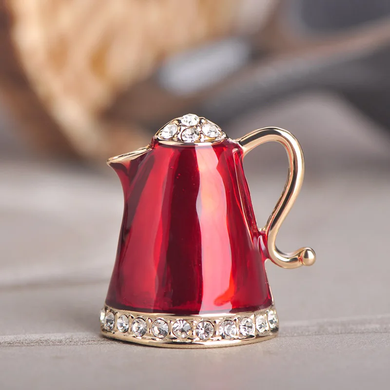 Blucome New Teapot Shape Red Enamel Brooches Shining Crystals Brooch For Women Clothes Bag Corsage Pins Sweater Clip Accessories
Blucome New Teapot Shape Red Enamel Brooches Shining Crystals Brooch For Women Clothes Bag Corsage Pins Sweater Clip Accessories
