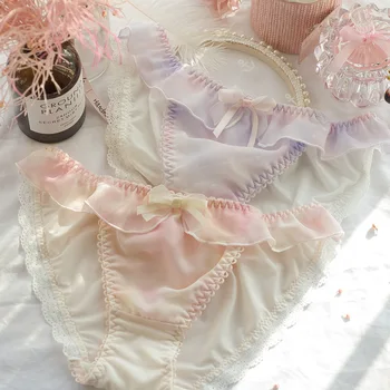 New Japanese Dream Fresh Fairy Bow Girl Underwear Fairy Ice Silk Rainbow majtki damskie culotte femme perizoma thongs panty
New Japanese Dream Fresh Fairy Bow Girl Underwear Fairy Ice Silk Rainbow majtki damskie culotte femme perizoma thongs panty