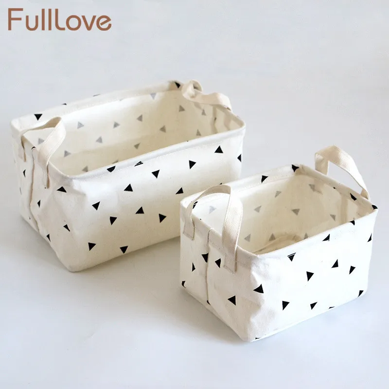 ROSEHOME Desk Storage Box Linen Cotton Geometry Pattern Storage Organizer Cloth Storage Basket Cosmetic Case Organizer
ROSEHOME Desk Storage Box Linen Cotton Geometry Pattern Storage Organizer Cloth Storage Basket Cosmetic Case Organizer