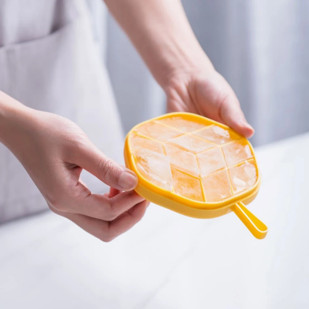 Summer Hexagon Shape Ice Mold Tray Mould DIY Popsicle Ice Cream Maker Silicone Ice Cube Box Kitchen Tools
Summer Hexagon Shape Ice Mold Tray Mould DIY Popsicle Ice Cream Maker Silicone Ice Cube Box Kitchen Tools