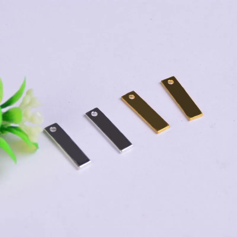 50PCS/lot Gold Color Stamping Bar (4x15mm) Stamping Blank - long square bar - Pendant Charms for Layering Necklace
50PCS/lot Gold Color Stamping Bar (4x15mm) Stamping Blank - long square bar - Pendant Charms for Layering Necklace