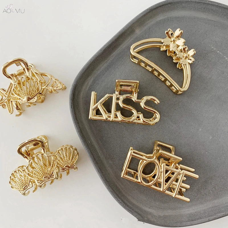 AOMU Korea KISS LOVE Letter Flower Hairpins Vintage Metal Gold Color Shell Starfish Hair Claw Hair Clips for Women Hair Accesso
AOMU Korea KISS LOVE Letter Flower Hairpins Vintage Metal Gold Color Shell Starfish Hair Claw Hair Clips for Women Hair Accesso