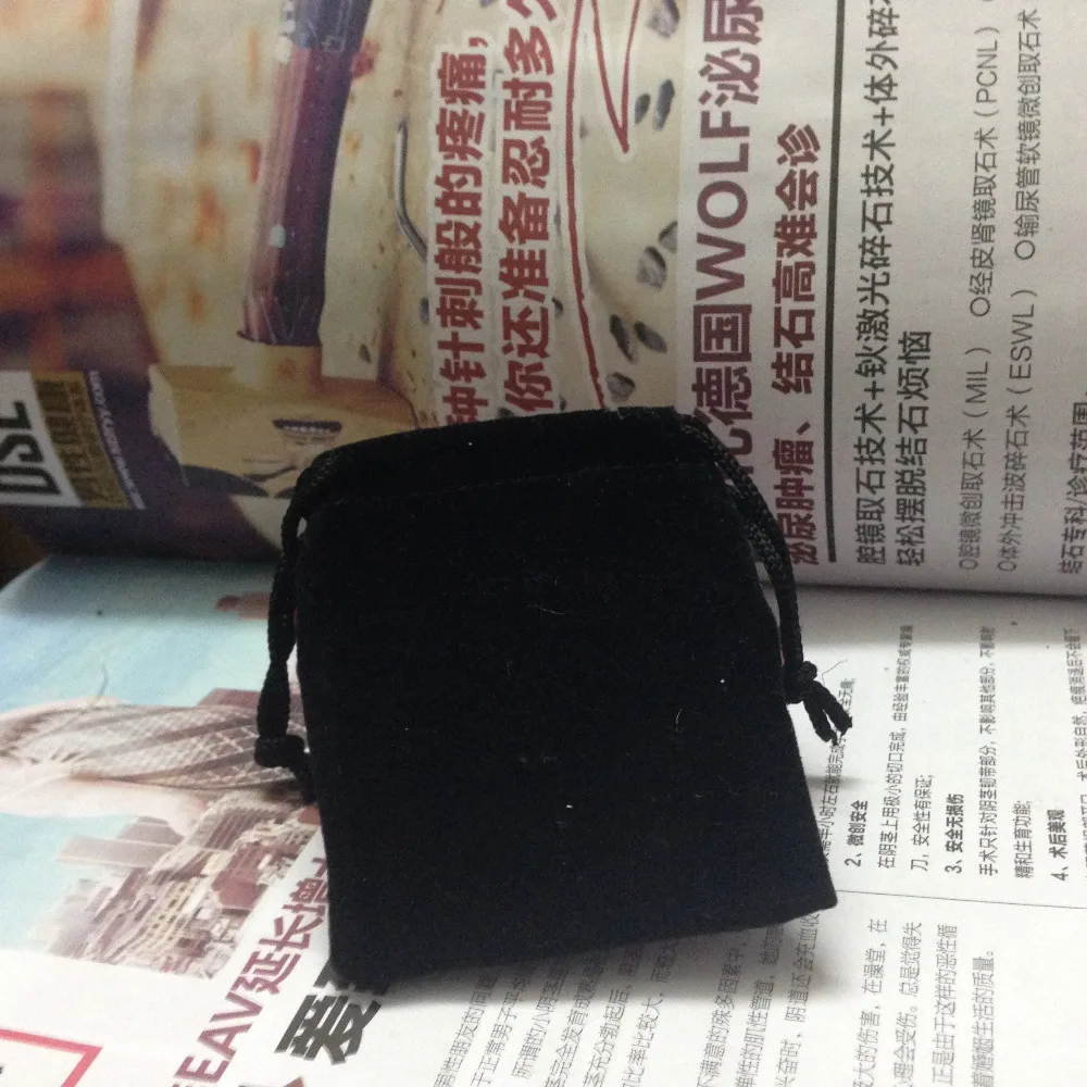 SPECIAL SALE(50pcs/lot)7*9cm black velvet jewelry bag for gift accessories earphone toiletry necklace bracelet watch bags\pouch
SPECIAL SALE(50pcs/lot)7*9cm black velvet jewelry bag for gift accessories earphone toiletry necklace bracelet watch bags\pouch
