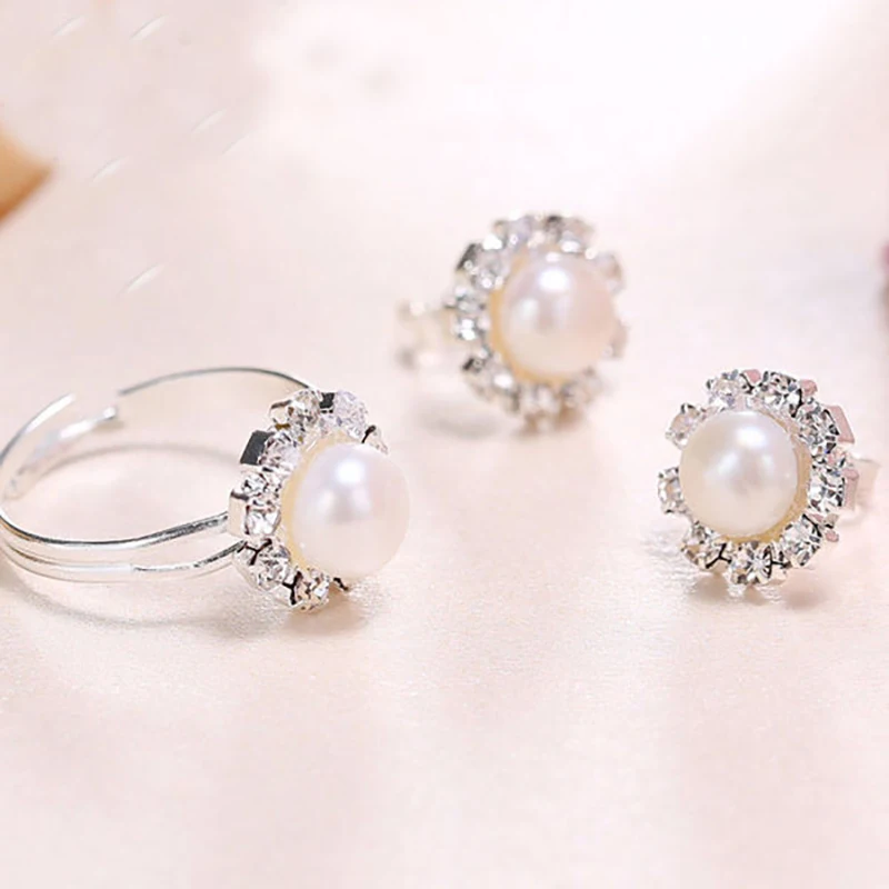 DMCSFP003 6-7mm Semi-round Pearl Jewelry Sets Pearl Earrings Pearl Ring For Women
DMCSFP003 6-7mm Semi-round Pearl Jewelry Sets Pearl Earrings Pearl Ring For Women