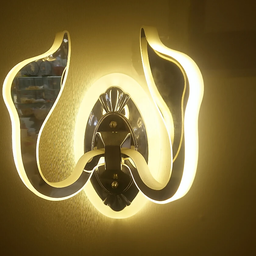 New Swan Wall Light Modern Acrylic Wall Lamps for Living Room Bedroom Corridor Aisle Sconce Light 110V220V
New Swan Wall Light Modern Acrylic Wall Lamps for Living Room Bedroom Corridor Aisle Sconce Light 110V220V