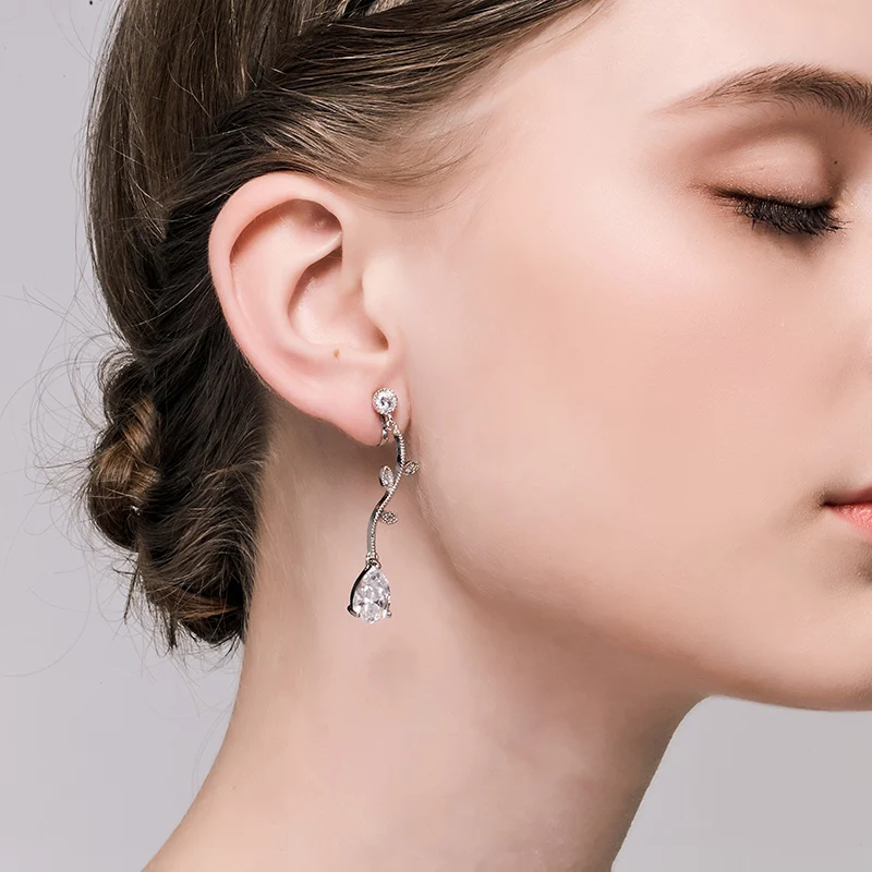 Pear Cut Zircon Clip On Earrings for Wedding Bridal AAA Cubic Zirconia Drop Earring Fashion Women Ear Clips Plant Design Jewelry
Pear Cut Zircon Clip On Earrings for Wedding Bridal AAA Cubic Zirconia Drop Earring Fashion Women Ear Clips Plant Design Jewelry