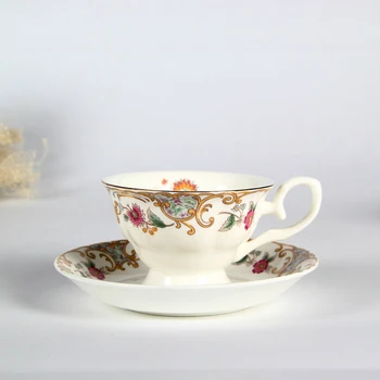 European ceramic flower cup with Saucer high-grade bone china tumblerful British suit red cup promotional holiday friend gifts
European ceramic flower cup with Saucer high-grade bone china tumblerful British suit red cup promotional holiday friend gifts