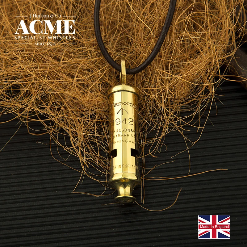 British ACME 1942 limited edition metal police whistle sound clear and loud whistle fashion accessories souvenir pendant whistle
British ACME 1942 limited edition metal police whistle sound clear and loud whistle fashion accessories souvenir pendant whistle