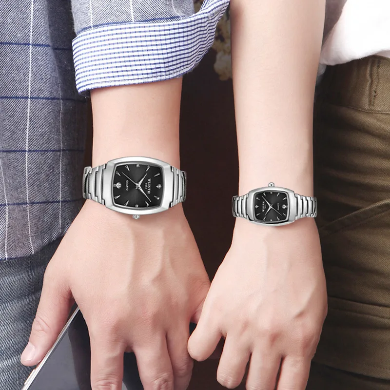 2019 new hot trend fashion couple watch fashion men's luminous watch ladies steel belt
2019 new hot trend fashion couple watch fashion men's luminous watch ladies steel belt