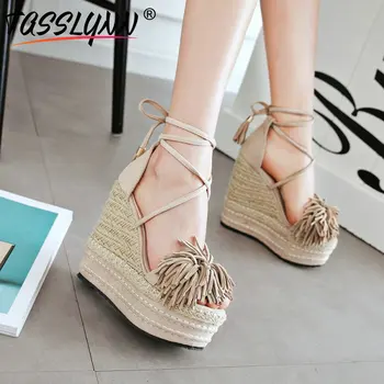 TASSLYNN 2019 Sexy Bohemia Fringe Women Sandals Lace Up Platform Wedding Shoes Wedges High Heels Women Shoes Black Size 35-39
TASSLYNN 2019 Sexy Bohemia Fringe Women Sandals Lace Up Platform Wedding Shoes Wedges High Heels Women Shoes Black Size 35-39