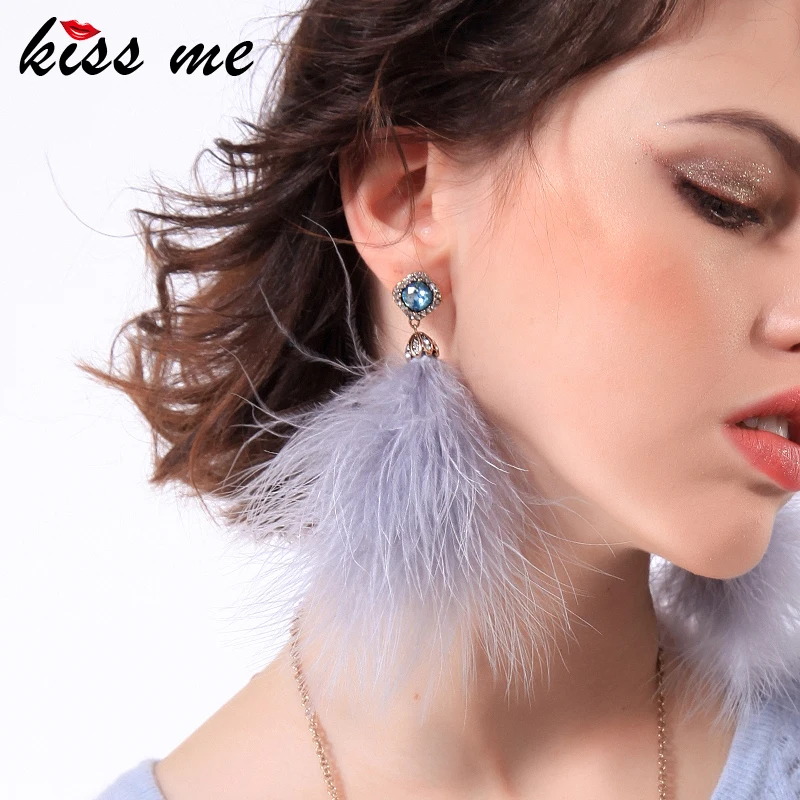 KISS ME Feather Earrings 2019 New Big Earrings for Women Fashion Jewelry Accessories
KISS ME Feather Earrings 2019 New Big Earrings for Women Fashion Jewelry Accessories