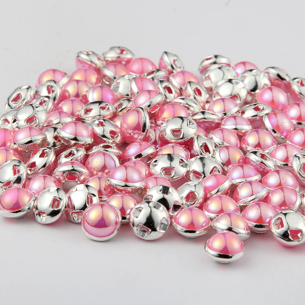 New Arrive 8mm 50pcs/pack Round Rhinestones Pearl Buttons Sewing Tools Decorative Button gold side For cloths sweater
New Arrive 8mm 50pcs/pack Round Rhinestones Pearl Buttons Sewing Tools Decorative Button gold side For cloths sweater