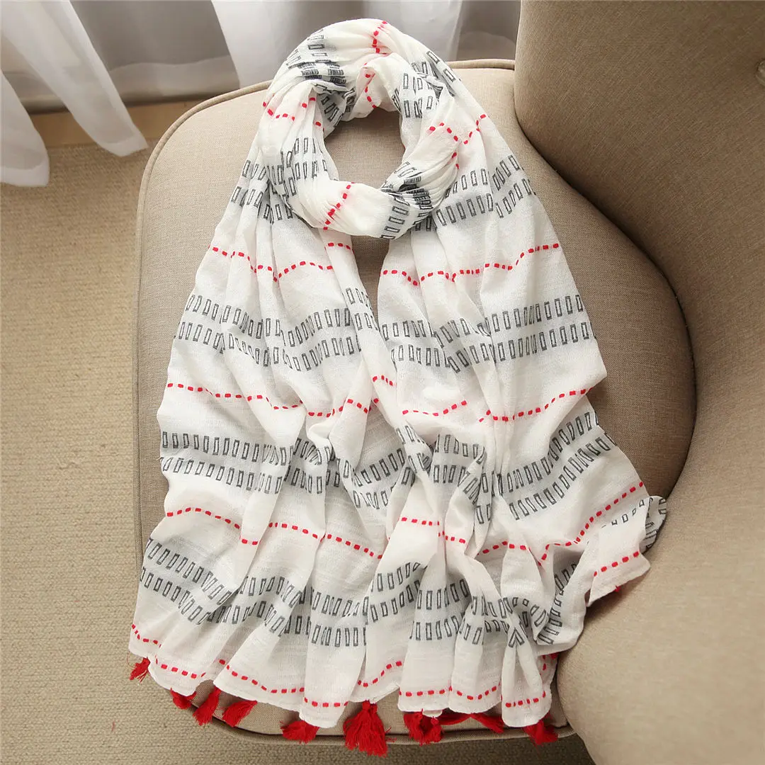 Autumn New White Veil Embroidery Pattern Check-color Red Fringed Long Scarf Shawl Dual-use
Autumn New White Veil Embroidery Pattern Check-color Red Fringed Long Scarf Shawl Dual-use