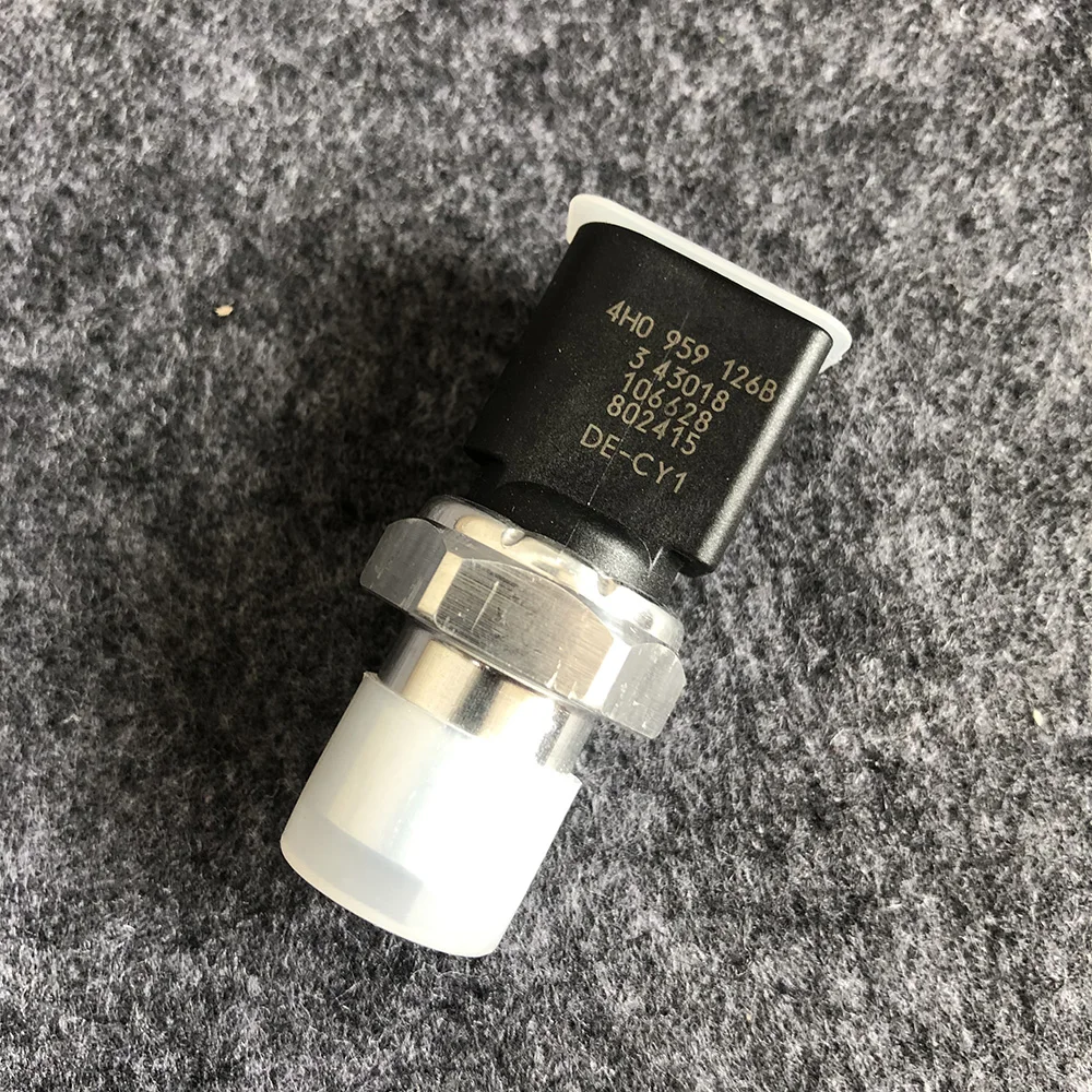 A/C Pressure Sensor Switch 3 Pin For Audi A4 2008-2015 A5 2008-2015 A6 2009-2015 C7 A7 2011-2015 A8 Q5 4H0959126A
A/C Pressure Sensor Switch 3 Pin For Audi A4 2008-2015 A5 2008-2015 A6 2009-2015 C7 A7 2011-2015 A8 Q5 4H0959126A