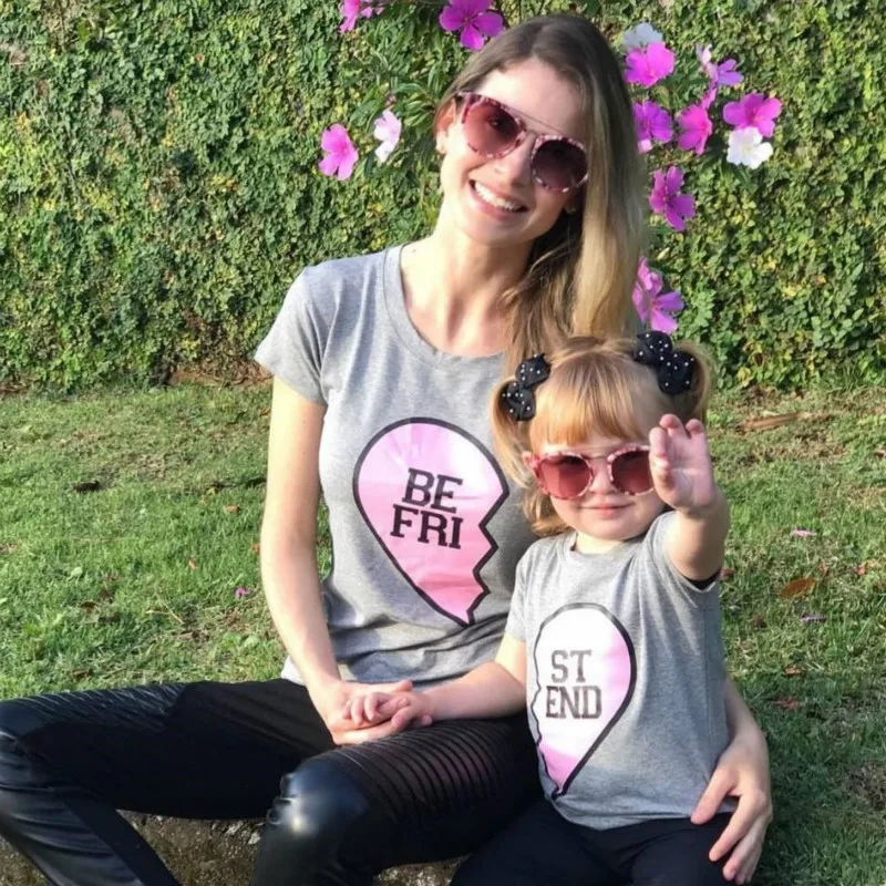 2017 New Family Match Clothes Mother and Kids Short Sleeve Heart LOVE Best Friend Print Cotton T-shirt Tops Clothing
2017 New Family Match Clothes Mother and Kids Short Sleeve Heart LOVE Best Friend Print Cotton T-shirt Tops Clothing