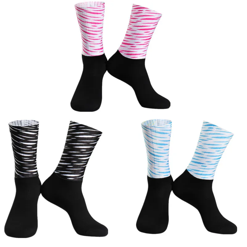Sports Anti Slip Seamless Silicone Aero Cycling Socks Men Women Integral Moulding High-tech Bike Socks Waterproof Shoe Covers
Sports Anti Slip Seamless Silicone Aero Cycling Socks Men Women Integral Moulding High-tech Bike Socks Waterproof Shoe Covers
