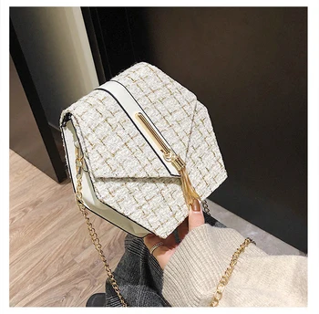 Bags for women handbag designer bag Korean version of the personality chain bag wild casual Messenger
Bags for women handbag designer bag Korean version of the personality chain bag wild casual Messenger