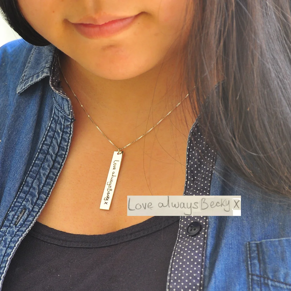 Custom Hand Written Necklace Engraved 925 Sterling Silver Vertical Bar Handwriting Memorial Signature Necklace
Custom Hand Written Necklace Engraved 925 Sterling Silver Vertical Bar Handwriting Memorial Signature Necklace