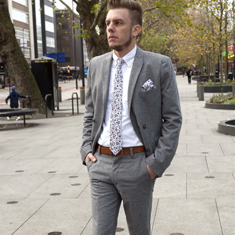 Latest Coat Pant Designs Light Grey Custom Casual men suit Tuxedo Slim Fit Men Suits 2 Pieces Blazer Masculino 2017 Jacket+Pants
Latest Coat Pant Designs Light Grey Custom Casual men suit Tuxedo Slim Fit Men Suits 2 Pieces Blazer Masculino 2017 Jacket+Pants