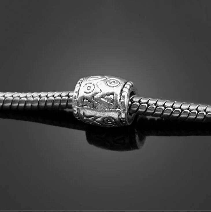 200pcs Antique Silver Decorative Pattern Charms Pendants-DIY Jewelry Findings Necklace Bracelet Fashion Accessories 7.5 mmX8.7mm
200pcs Antique Silver Decorative Pattern Charms Pendants-DIY Jewelry Findings Necklace Bracelet Fashion Accessories 7.5 mmX8.7mm