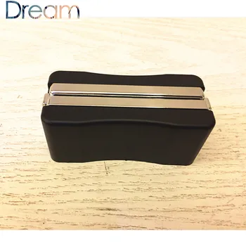 CAR Wipers Blade Scratches Repair FOR Chrysler 300C Voyager PT Cruiser Grand Voyager Sebring Pacifica Town Country 300 300M 
CAR Wipers Blade Scratches Repair FOR Chrysler 300C Voyager PT Cruiser Grand Voyager Sebring Pacifica Town Country 300 300M