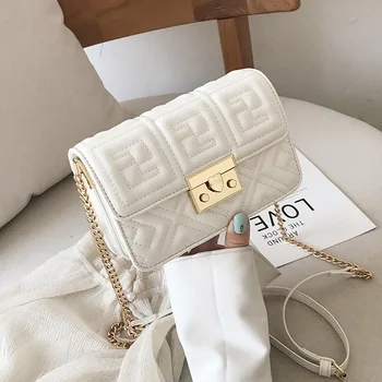 Small bag 2019 summer new ladies fashion wild single shoulder slung chain casual embroidery line small square bag
Small bag 2019 summer new ladies fashion wild single shoulder slung chain casual embroidery line small square bag