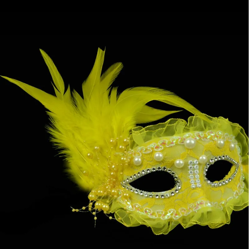 1pcs Halloween Ball Masquerade Performance Princess Lace Venice Mask Translucent Hollow Out Half Face Pearl Feather Mask
1pcs Halloween Ball Masquerade Performance Princess Lace Venice Mask Translucent Hollow Out Half Face Pearl Feather Mask
