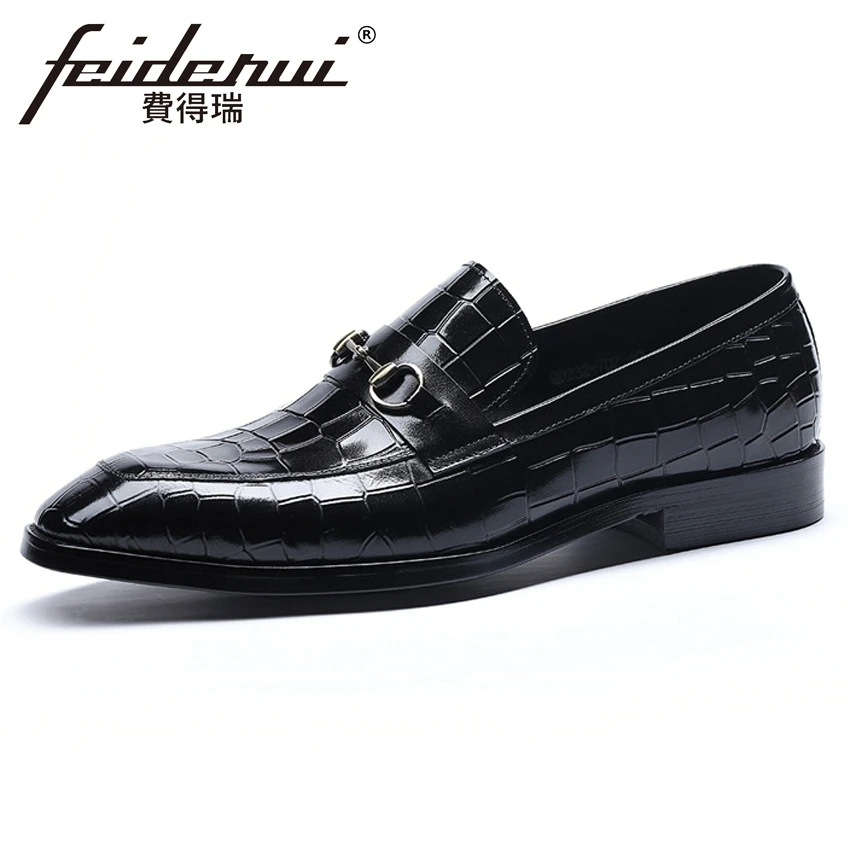 Luxury Alligator Pattern Genuine Leather Men's Loafers Round Toe Slip on Man Metal Tips Handmade Comfortable Casual Shoes HMS142
Luxury Alligator Pattern Genuine Leather Men's Loafers Round Toe Slip on Man Metal Tips Handmade Comfortable Casual Shoes HMS142