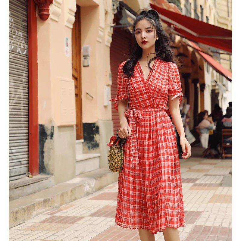 LYNETTE'S CHINOISERIE Spring Summer Women French Vintage V-neck Elegant Cute Red Plaid Pleated Bow Slim High Waist Chiffon Dress
LYNETTE'S CHINOISERIE Spring Summer Women French Vintage V-neck Elegant Cute Red Plaid Pleated Bow Slim High Waist Chiffon Dress