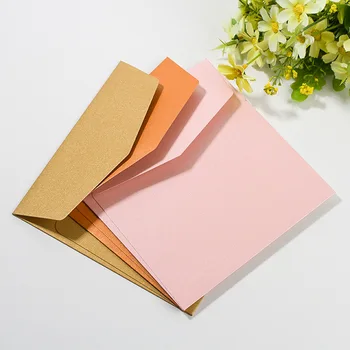 20PCS/lot 16*16cm Square Luxury invitations Wedding Party Invitation Card envelopes handkerchief special invitation 250 g pearl
20PCS/lot 16*16cm Square Luxury invitations Wedding Party Invitation Card envelopes handkerchief special invitation 250 g pearl