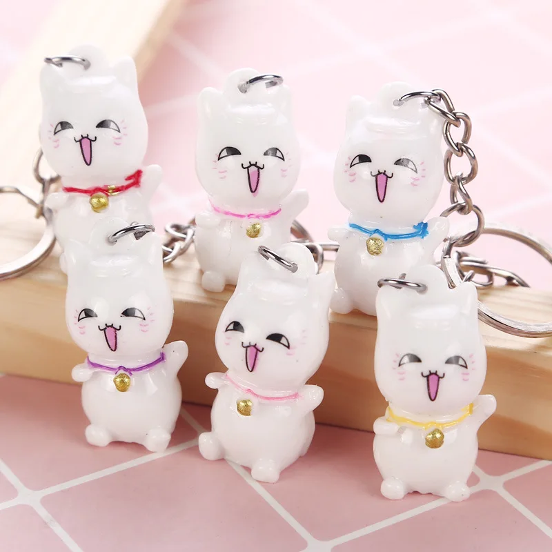 New Year Gift White Lucky Cat Keyring Keychain Small Pendant Solid Three-dimensional Cute Cartoon Doll Christmas Gift
New Year Gift White Lucky Cat Keyring Keychain Small Pendant Solid Three-dimensional Cute Cartoon Doll Christmas Gift