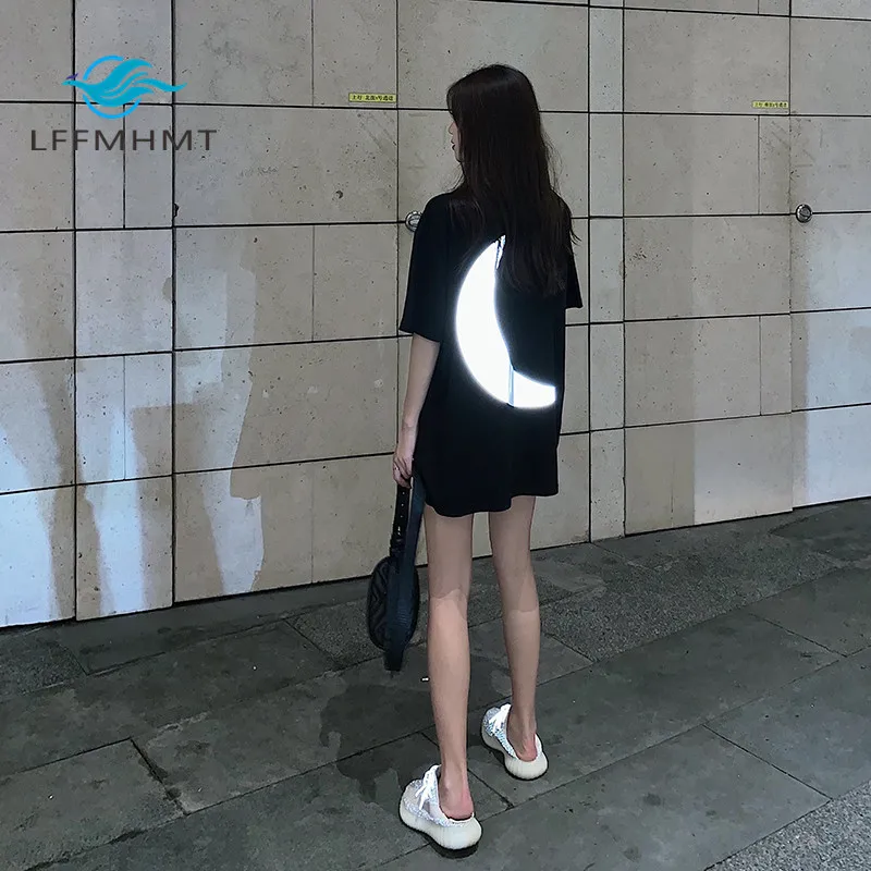 Women Summer Fashion Korea Style Simple Funy Moon Print Reflective Clothes Short Sleeve T-shirt Female Casual Loose Tee Tshirts
Women Summer Fashion Korea Style Simple Funy Moon Print Reflective Clothes Short Sleeve T-shirt Female Casual Loose Tee Tshirts