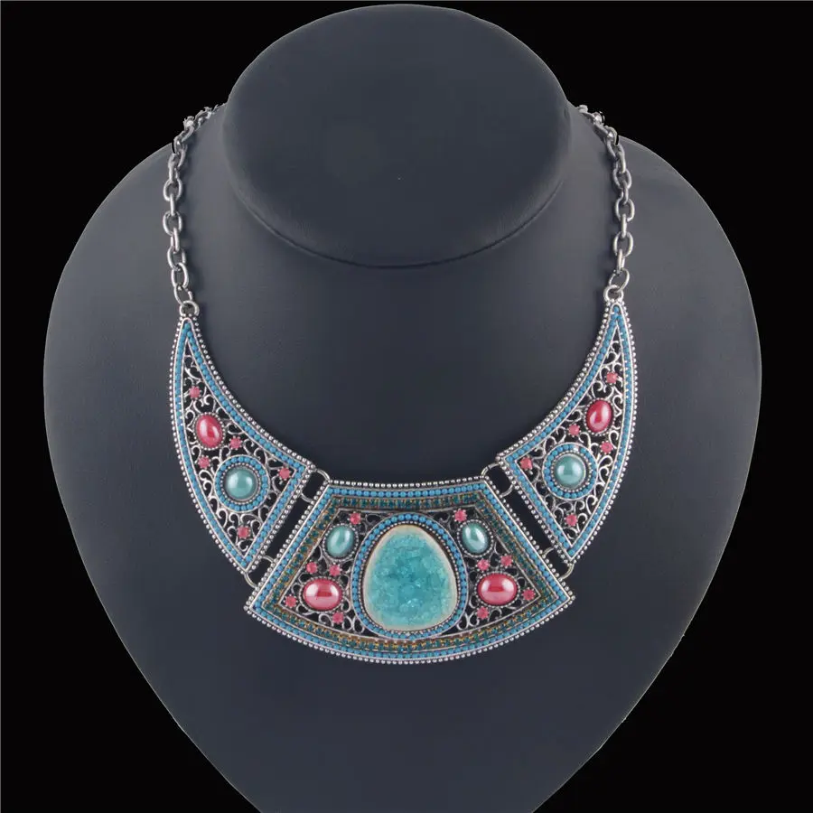 Pink/Green Resin Bohemian Vintage Necklaces For Women Chains Big Long Pendant Statement Necklace Female Fashion Jewelry ON023
Pink/Green Resin Bohemian Vintage Necklaces For Women Chains Big Long Pendant Statement Necklace Female Fashion Jewelry ON023
