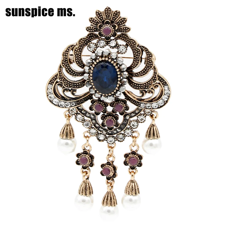 Exquisite Indian Women Resin Simulated-Pearl Flower Brooch Pin Turkish Jewelry Antique Gold Color Bridal Wedding Ethnic Corsage
Exquisite Indian Women Resin Simulated-Pearl Flower Brooch Pin Turkish Jewelry Antique Gold Color Bridal Wedding Ethnic Corsage