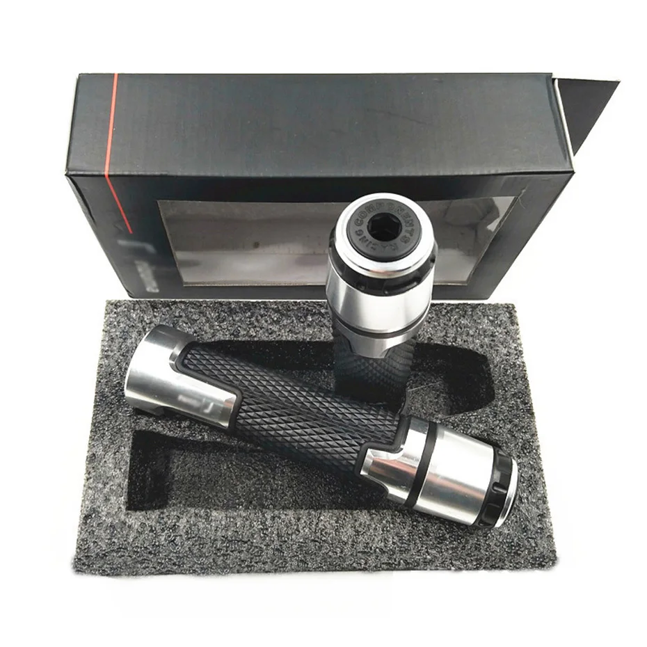 Universal 7/8" 22mm CNC Motorcycle handlebar grips For HONDA cbr 125r nc 700x dct nc 700s For KAWASAKI er-6n z300 estrella etc.
Universal 7/8" 22mm CNC Motorcycle handlebar grips For HONDA cbr 125r nc 700x dct nc 700s For KAWASAKI er-6n z300 estrella etc.