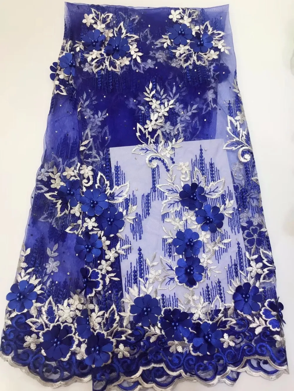 Nigerian lace fabrics 3d flower embroidered Net Lace beaded african tulle French Lace fabrics for wedding 
Nigerian lace fabrics 3d flower embroidered Net Lace beaded african tulle French Lace fabrics for wedding