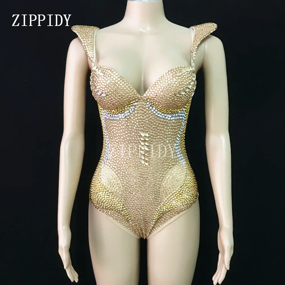 Full Flashing Gold Rhinestones Mesh Bodysuit Women Birthday Party Outfit Female Singer Dancer Evening Wear Fashion Costume
Full Flashing Gold Rhinestones Mesh Bodysuit Women Birthday Party Outfit Female Singer Dancer Evening Wear Fashion Costume