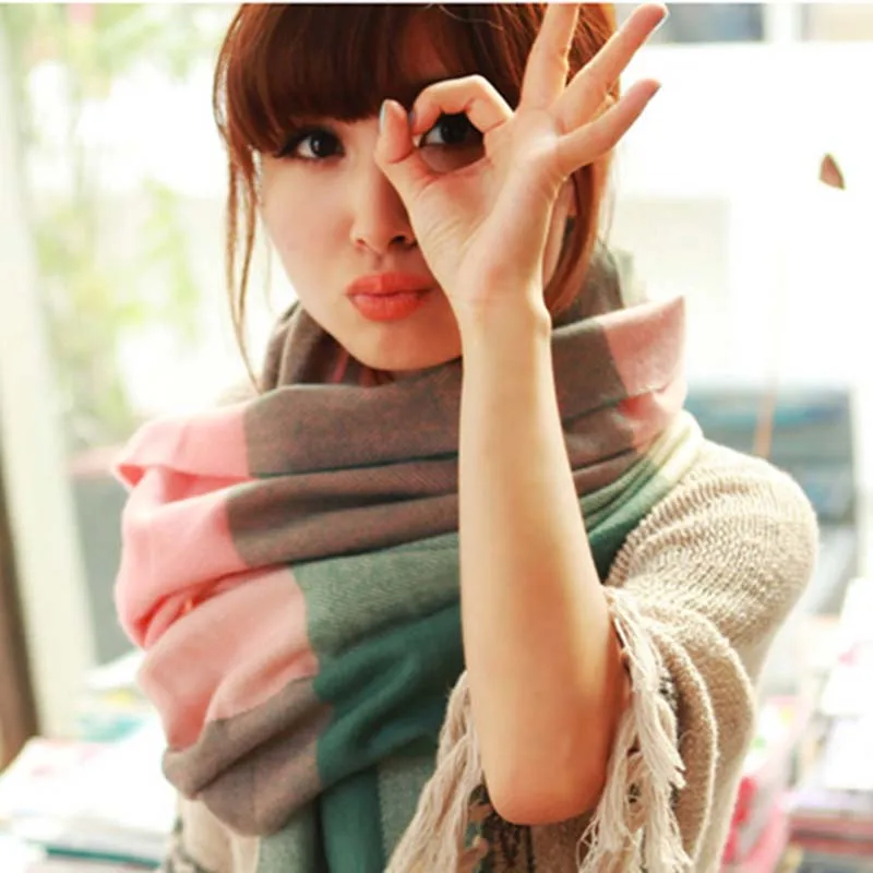 Women Plaid Shawls Scarf Female Scarves Warm Winter Blanket Girls Luxury Large Echarpe Ladies Basic Cashmere Wraps Foula Tartan
Women Plaid Shawls Scarf Female Scarves Warm Winter Blanket Girls Luxury Large Echarpe Ladies Basic Cashmere Wraps Foula Tartan