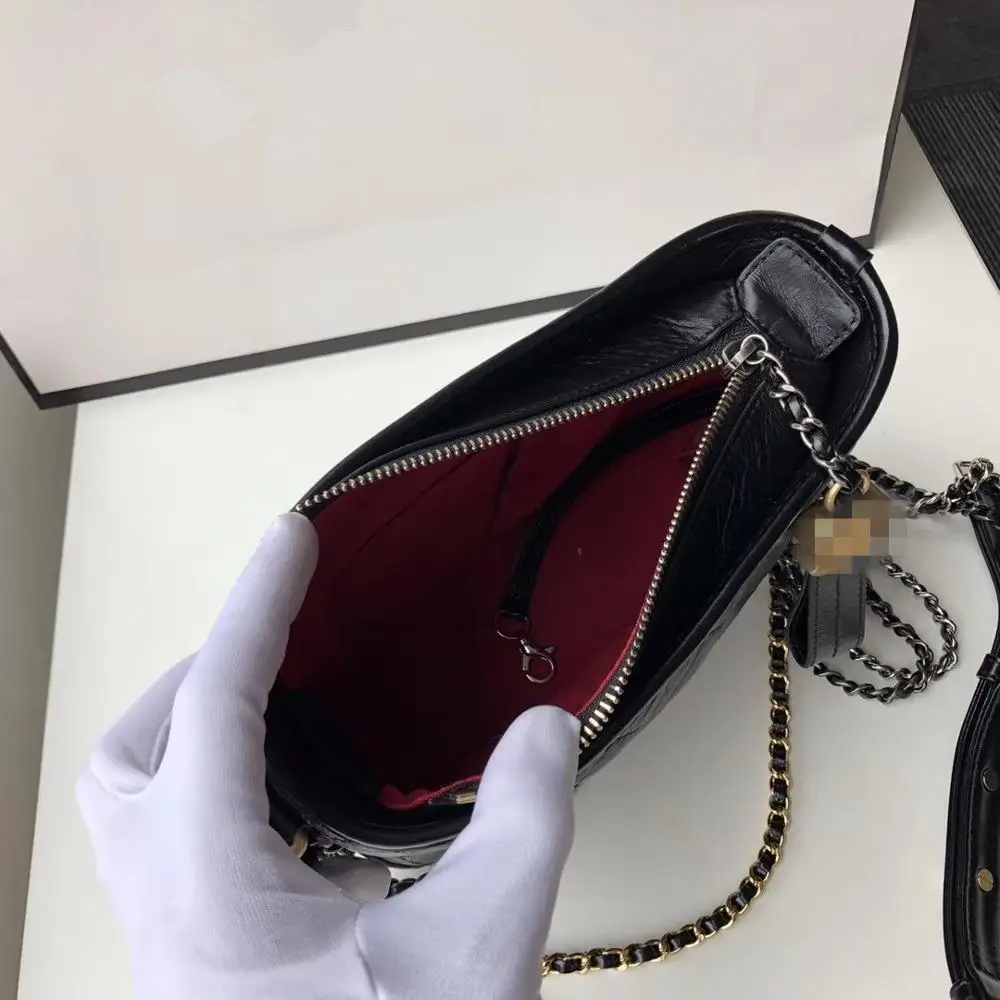 WR07123 100% Genuine Leather Luxury Handbags Women Bags Designer Crossbody Bags For Women Famous Brand Runway
WR07123 100% Genuine Leather Luxury Handbags Women Bags Designer Crossbody Bags For Women Famous Brand Runway