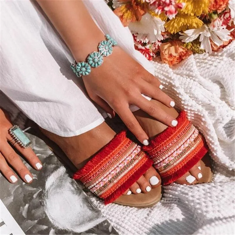 Flat slippers women summer sexy fringe beach sandals open toe bohemian ladies slides big size roman flip flops zapatos de mujer
Flat slippers women summer sexy fringe beach sandals open toe bohemian ladies slides big size roman flip flops zapatos de mujer