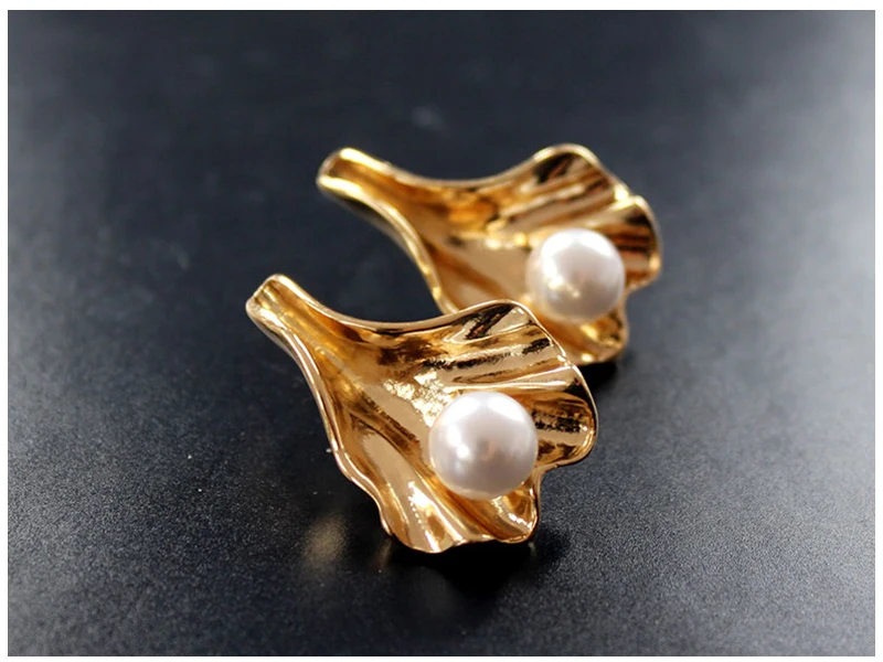 Pearl Earrings (2)