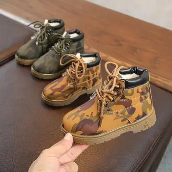 2018 winter new snow boots boys Korean version of the camouflage cotton padded warm Martin boots girl front tie warm boots
2018 winter new snow boots boys Korean version of the camouflage cotton padded warm Martin boots girl front tie warm boots