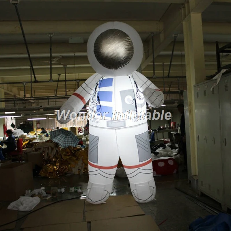 Most popular LED illuminated giant inflatable astronaut inflatable spaceman for advertising
Most popular LED illuminated giant inflatable astronaut inflatable spaceman for advertising